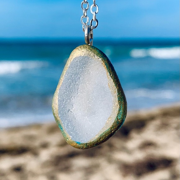 Painted Mermaid Seaglass Necklace - Picture 5 of 9